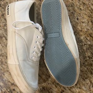 “Beatrice” Seavees white sneakers, Sz 8